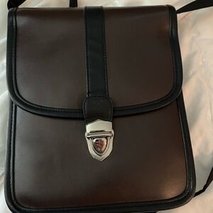 Ultimate Innovations Flip Out Leather Organizer Purse Crossbody Bag Brown